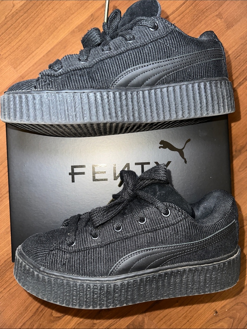 Fenty x Puma Women’s Creeper Phatty Corduroy- Triple Black Size 7.5
